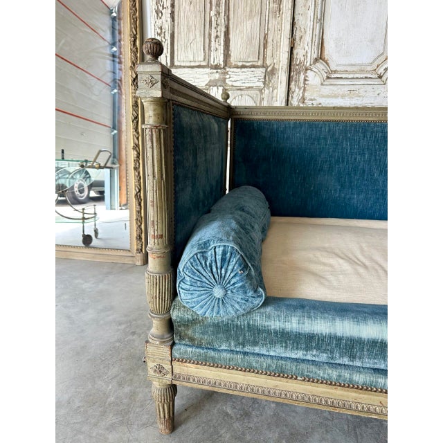 Louis XVI Daybed, 1800s For Sale - Image 6 of 14