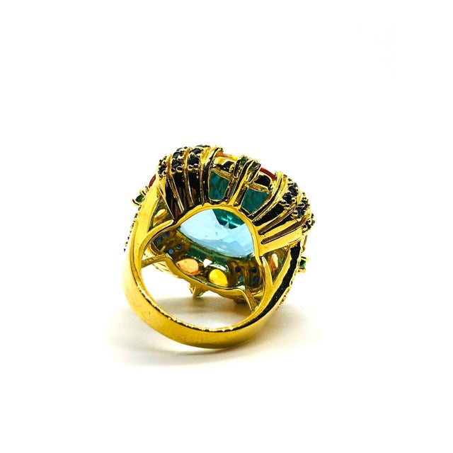 Baroque Bochic “Capri” Vintage Multi Sapphire & Topaz Ring — 18K Gold & Silver For Sale - Image 3 of 13