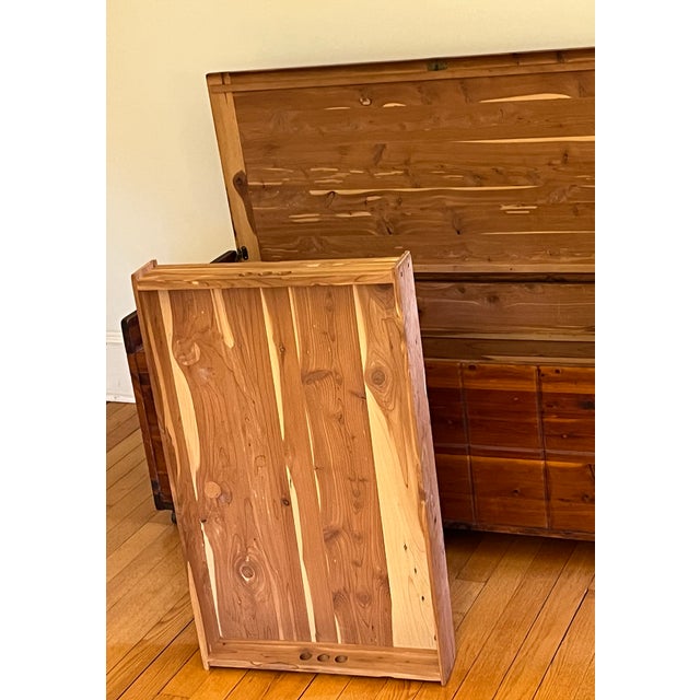 Vintage Cedar Chest, Ferguson Bros. Manufacturing Co. For Sale - Image 17 of 17