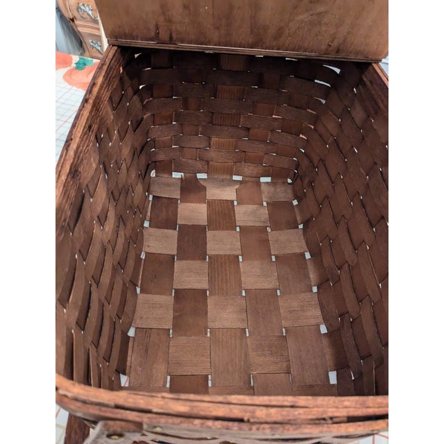 Vintage Picnic Basket by Ville of Vermont For Sale - Image 4 of 6