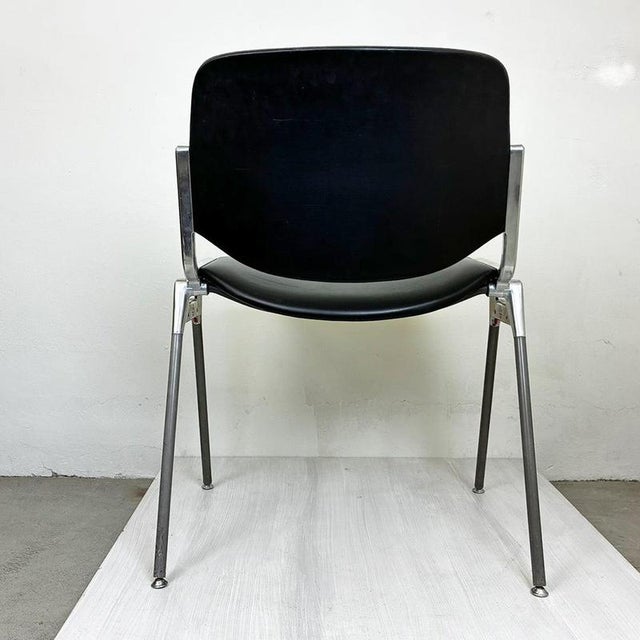 Metal Black DSC 106 Stacking Chair attributed to Giancarlo Piretti from Anonima Castelli, Italy, 1970s For Sale - Image 7 of 12