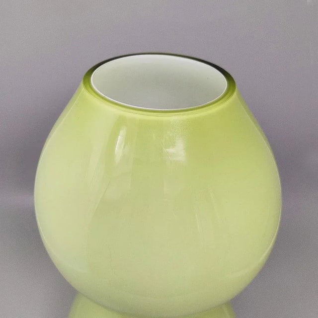 1970s Space Age Green Vase in Murano Glass, 1970s For Sale - Image 5 of 8