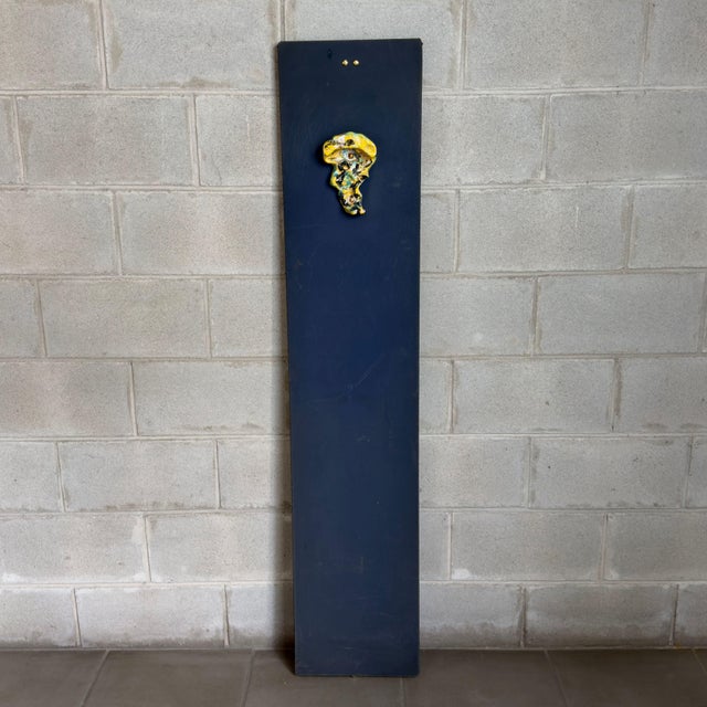 Modern Ceramic and Fabric Wall Coat Rack attributed to Fontana Borsani, 1950s For Sale - Image 3 of 10