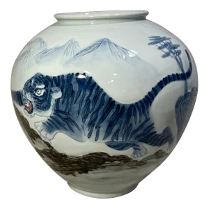 Large Asian Blue & White Vase With Tiger
