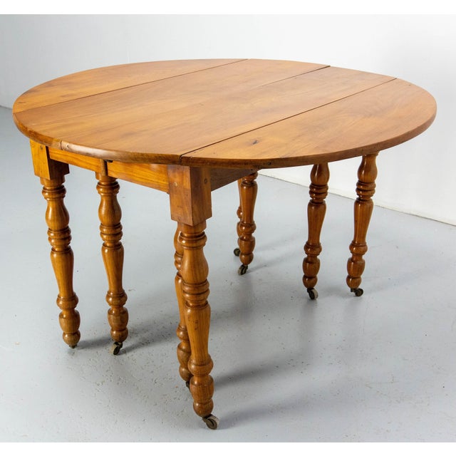 Mid 19th Century Louis Philippe French Cherrywood Dining Extending Table For Sale - Image 6 of 16