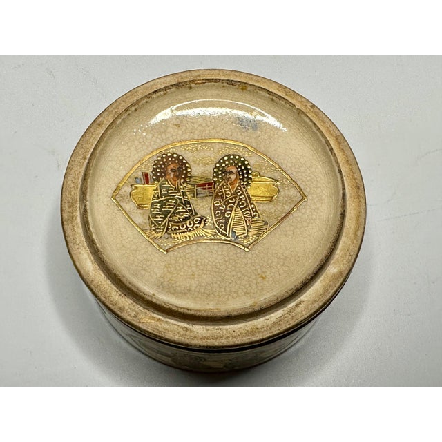 Antique Meiji Satsuma Box: Japanese Geisha Enamel Decor For Sale - Image 6 of 10