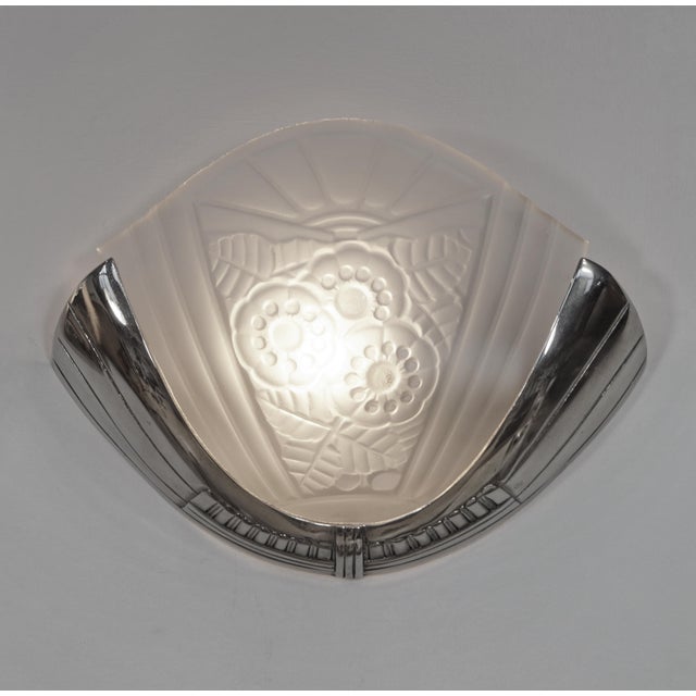Metal French Art Deco Nickeled Bronze Wall Sconces by Viarme 1930s - A Pair For Sale - Image 7 of 11