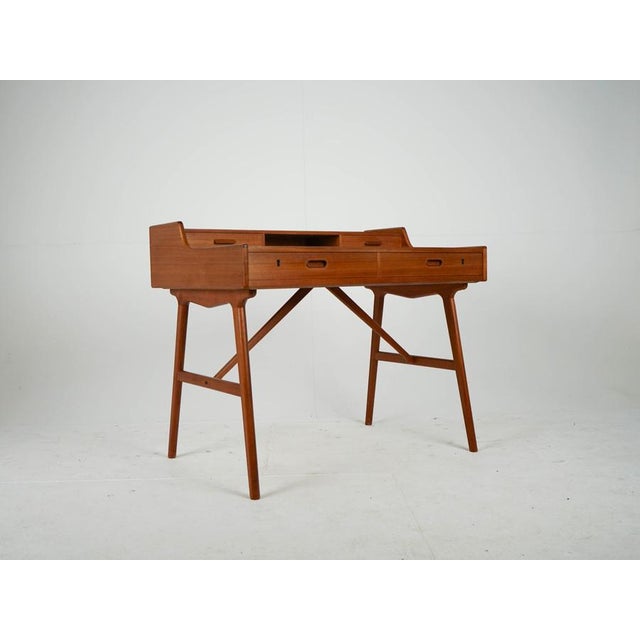 Arne Wahl Iversen Vintage Teak Desk by Arne Wahl Iversen for Vinde Møbelfabrik, 1960s For Sale - Image 4 of 17