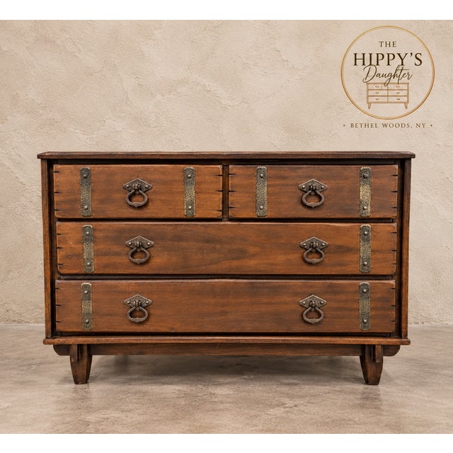 Circa 1970s Asian Modern / Tansu-Inspired Campaign Chest / MCM For Sale - Image 9 of 9
