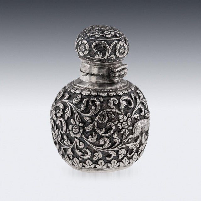 Antique 19th Century Indian Kutch Silver Scent Bottle by Oomersi Mawji, 1890s For Sale - Image 13 of 15