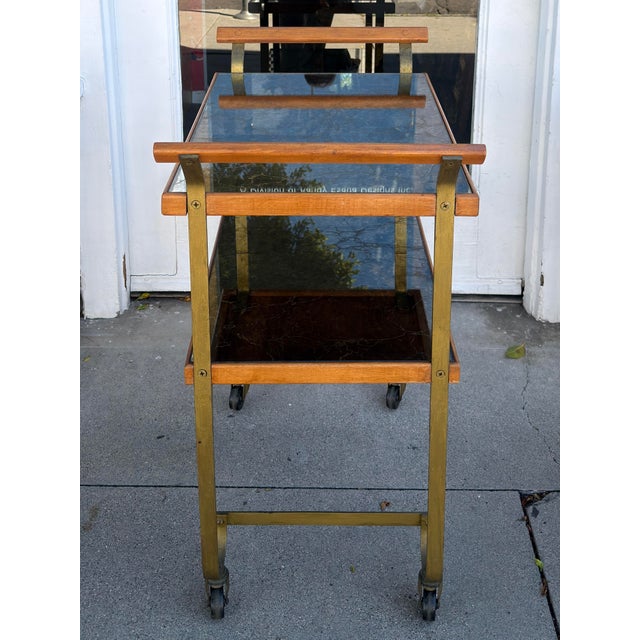 Wood 1970’s Italian Walnut & Venetian Mirrored Cocktail Cart Dry Bar For Sale - Image 7 of 8