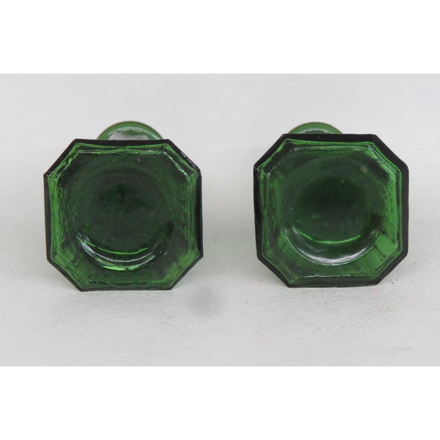 Emerald Green Salt and Pepper Shakers Embossed Depression Glass 2pc Pair 4510b For Sale - Image 9 of 12