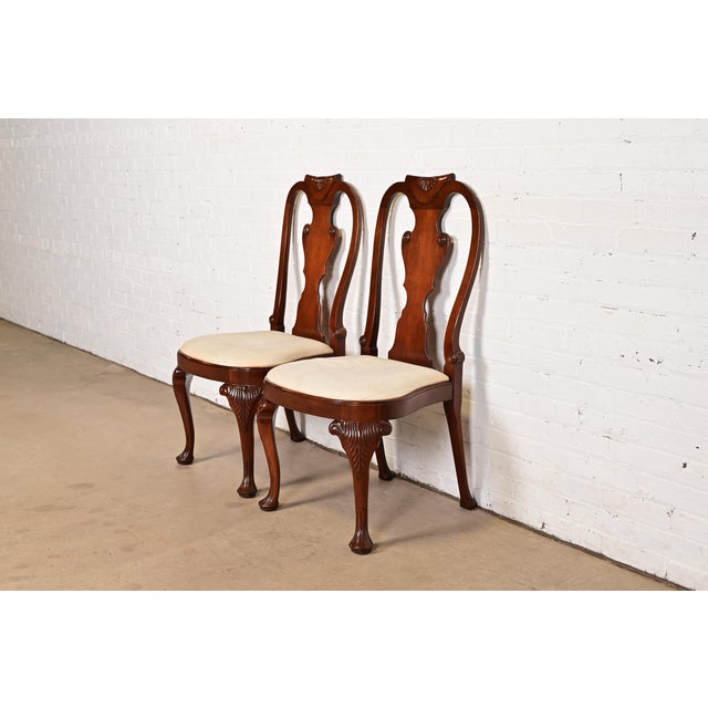 Queen Anne Baker Furniture Georgian Carved Mahogany Side Chairs or Dining Chairs, Pair For Sale - Image 3 of 13