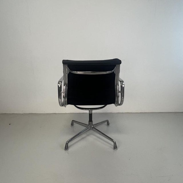 Black Leather Soft Pad Group Chair by Charles and Ray Eames for Herman Miller, 1960s For Sale - Image 6 of 8