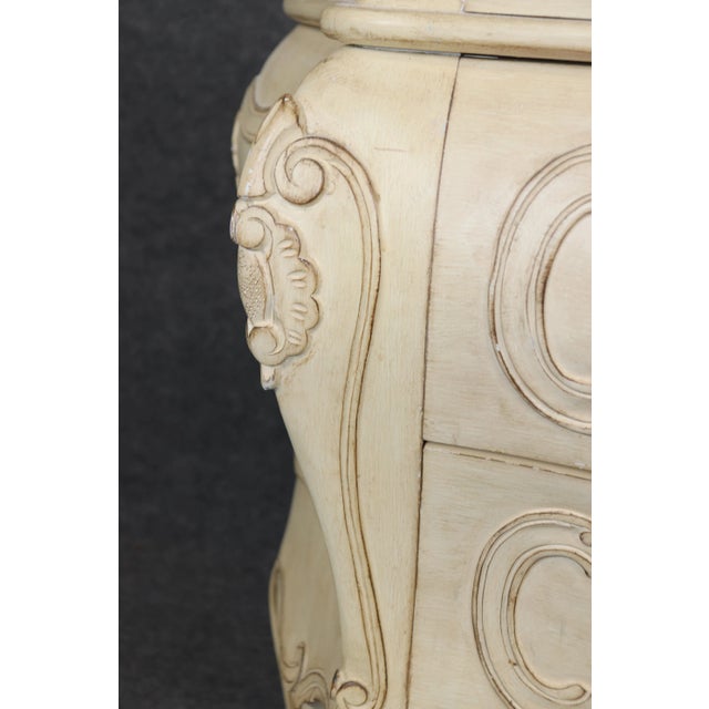 Wood Pair of Fantastic French Rococo Bombe Distressed Off-White Painted Commodes For Sale - Image 7 of 12