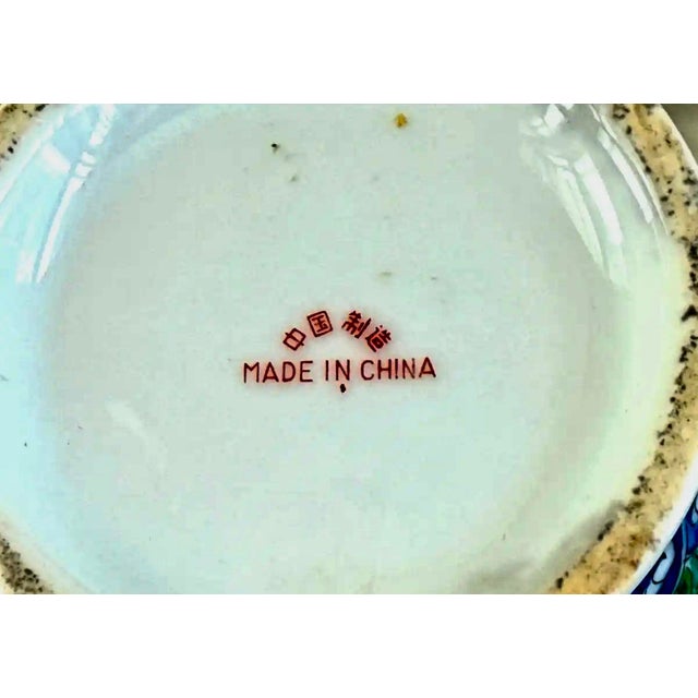 Chinese Porcelain Dragon Vase For Sale In New York - Image 6 of 7