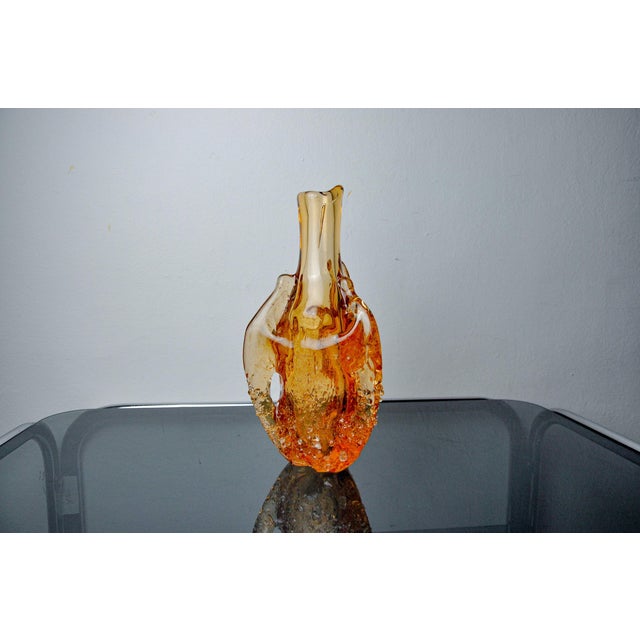 Hollywood Regency Orange Seguso Vase in Frosted Murano Glass, 1970 For Sale - Image 3 of 8