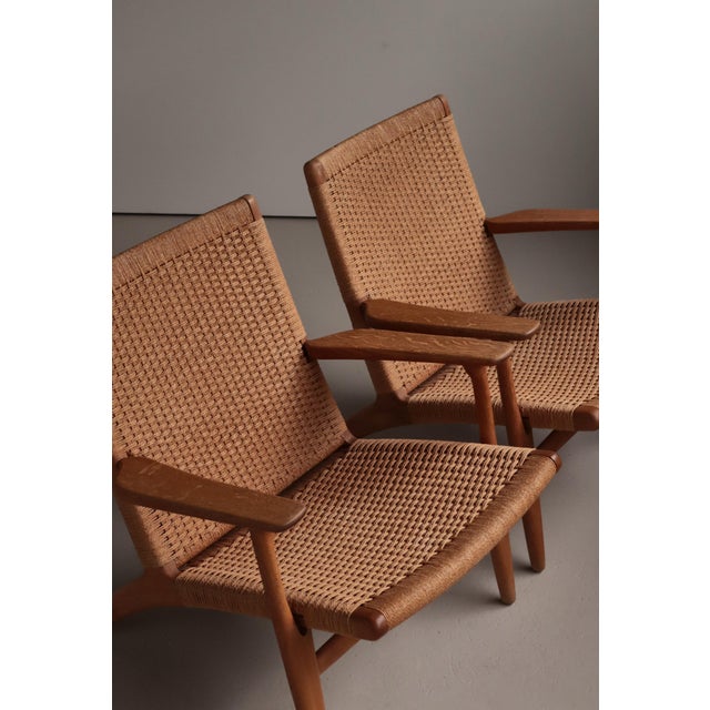 Early Edition CH25 Lounge Chairs in Oak and Papercord by Hans J. Wegner, 1960s, Set of 2 For Sale - Image 15 of 18