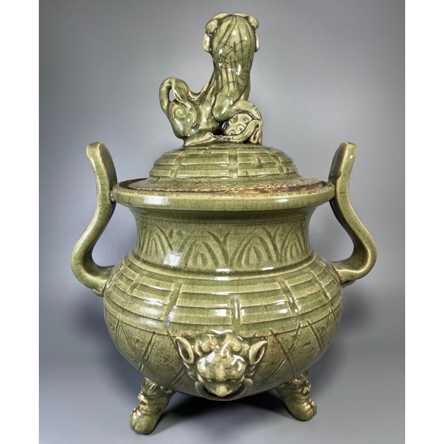 Chinese Chinese Celadon Tripod Censer, Lion‑Finial Lidded Incense Burner for Collectible Display For Sale - Image 3 of 7