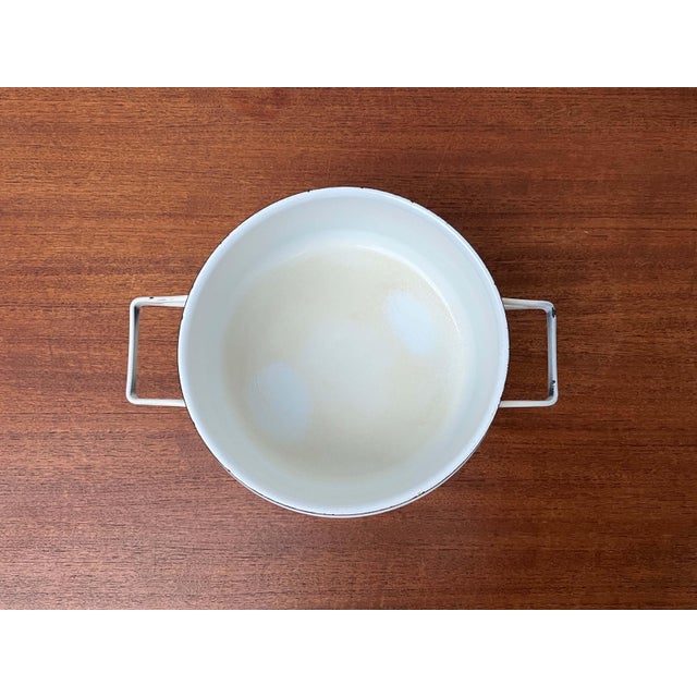 Mid-Century Modern White Minimalist Enamel Pot by Seppo Mallat for Finel, 1960s For Sale - Image 16 of 18