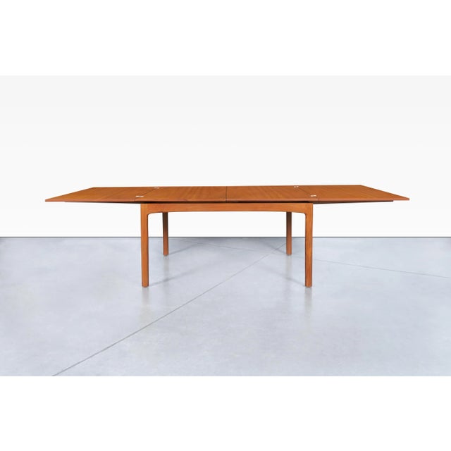 Scandinavian Modern Expanding Teak Dining Table by Folke Ohlsson for Dux For Sale - Image 10 of 12