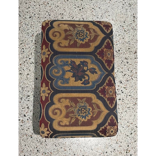 Italian Vintage Water-Gilded Silver Wood Stool For Sale In Miami - Image 6 of 6
