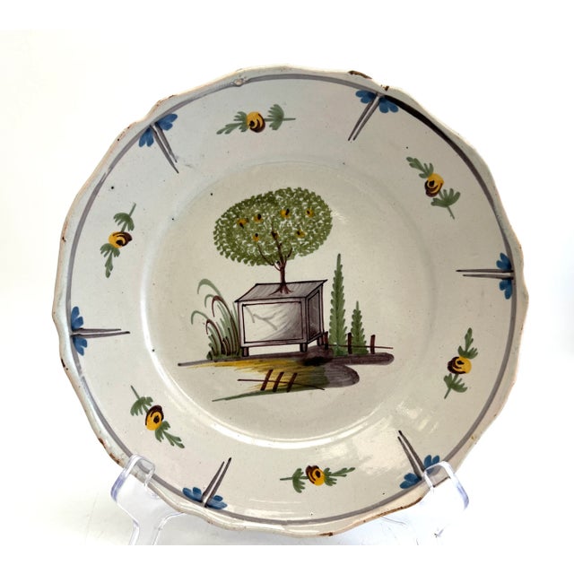 Ceramic Earthenware Plate with Tree Decor, 18th Century For Sale - Image 7 of 7