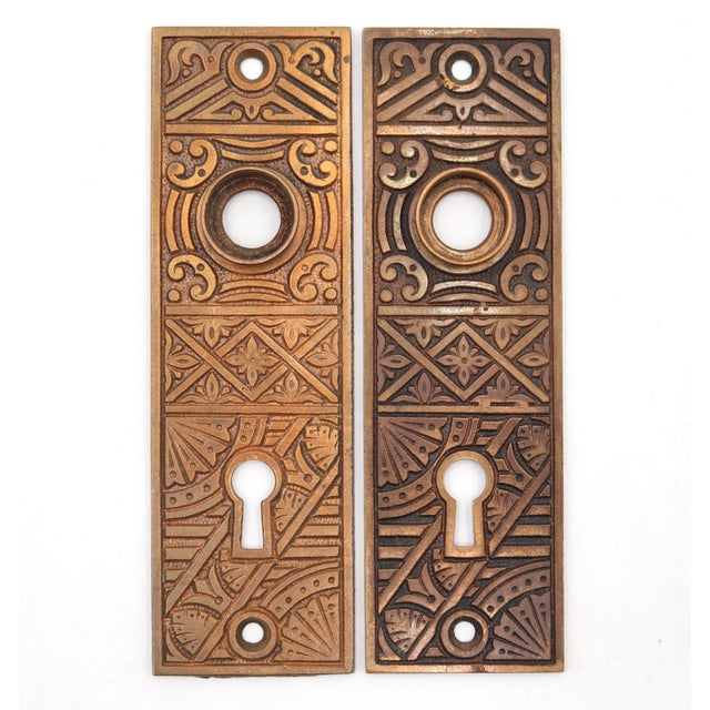 Early 20th Century 1880s Norwalk Bronze Door Knob & Plate Set For Sale - Image 5 of 9