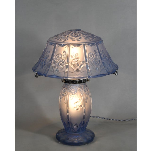 Daum French Art Deco Lamp by Pierre D' Avesn Lorrain Daum - 1930 France For Sale - Image 4 of 13