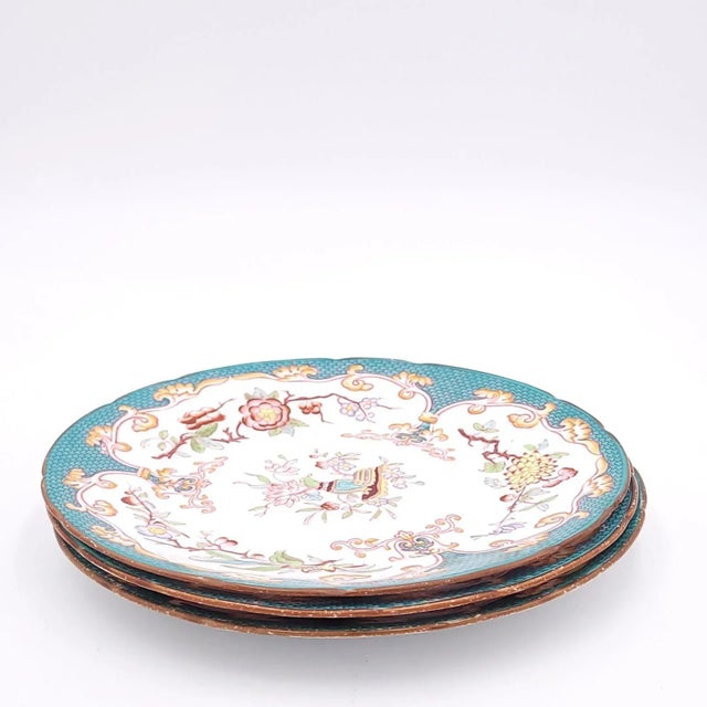 Victorian Set of Four English 19th Century Plates Inspired by Chinese Design, Circa 1880 For Sale - Image 3 of 8
