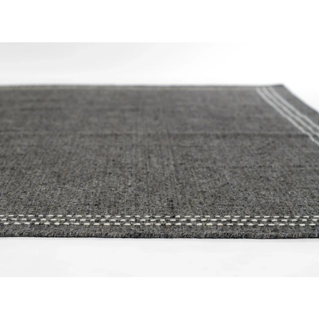 Textile Momeni Oliver Charcoal Hand Loomed Area Rug 3'6" X 5'6" For Sale - Image 7 of 9