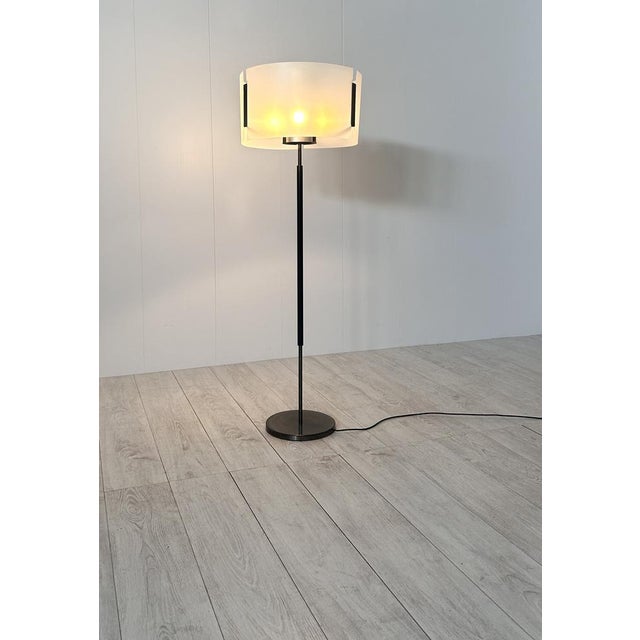 Black Floor Lamp by Giuseppe Ostuni for Oluce, 1950s For Sale - Image 8 of 18