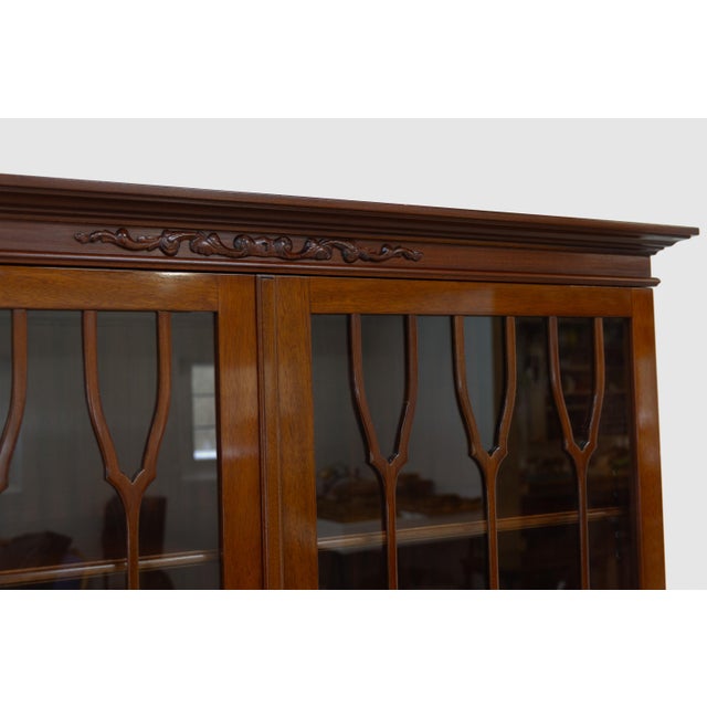 Danish Hepplewhite Mahogany Display Cabinet from Farre Møbelfabrik, 1970s For Sale - Image 13 of 18