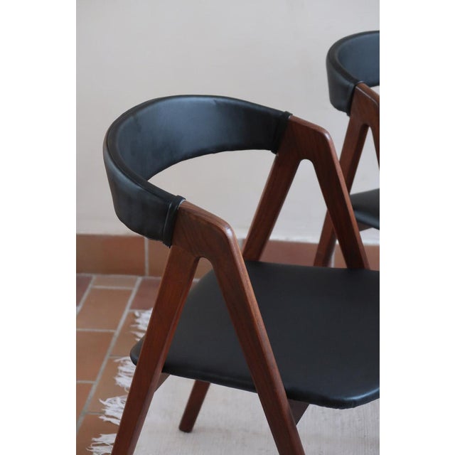 Teak Model 205 Dining Chairs attributed to Thomas Harlev for Farstrup Møbler, Denmark, 1960s, Set of 2 For Sale - Image 4 of 11