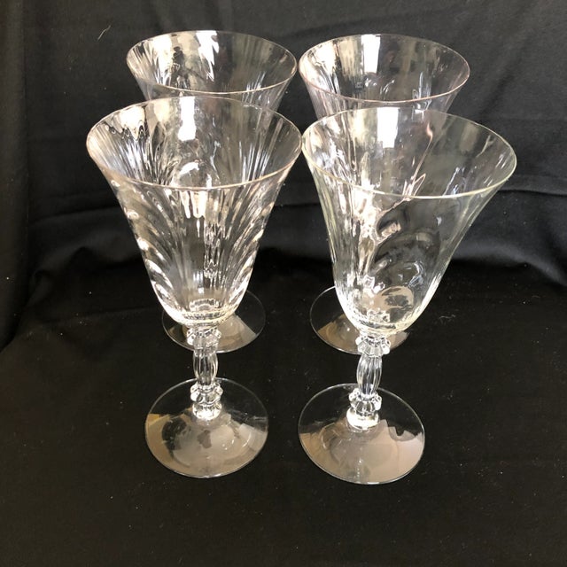 Contemporary Vintage Wave Design Clear Wine Glasses Set of 5 For Sale - Image 3 of 7