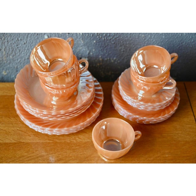 Termocrisa Coffee Service in Opaline Glass, 1950s For Sale - Image 4 of 9