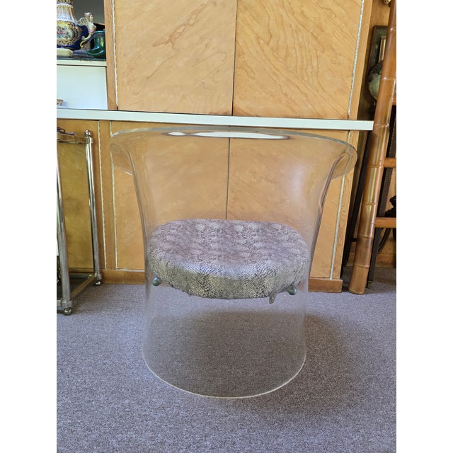Plastic 1970s Vintage Mid Century Modern Designer Lucite Chair For Sale - Image 7 of 9
