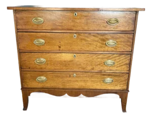 Late 18th Century American Hepplewhite Chest of Drawers