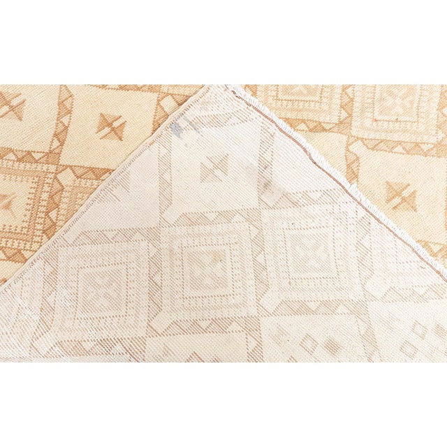 Ivory Doris Leslie Blau Vintage Moroccan Rug - Geometric Design For Sale - Image 8 of 8