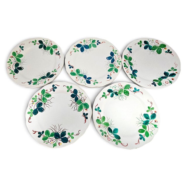 French Provincial 1850s Lebeuf Milliet Creil Et Montereau “Fraise” George Sand Dessert Plates - Set of 10 For Sale - Image 3 of 17
