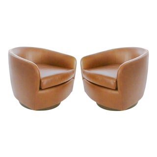 Tan Tilt Swivel Club Lounge Chairs by Milo Baughman - a Pair For Sale