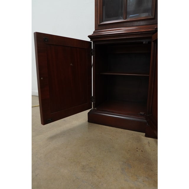 Vintage Hickory Chair Company Traditional Breakfront China Cabinet, Attributed For Sale - Image 17 of 18