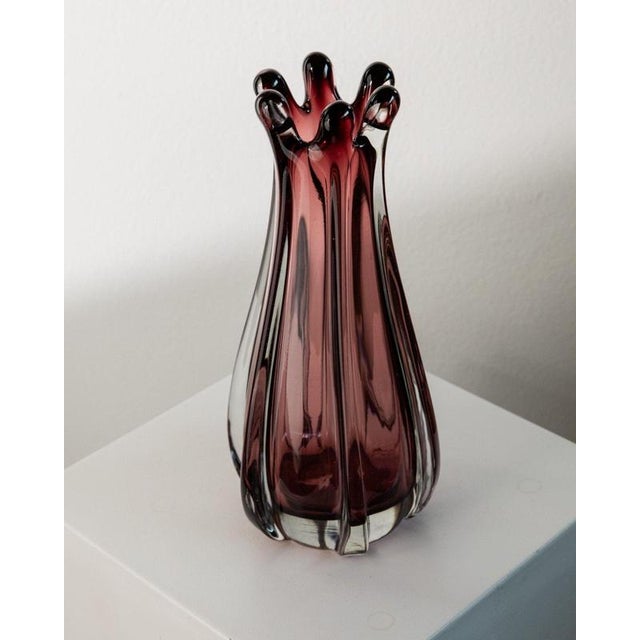 Vintage Italian Murano Glass Vase in Berry Tone, 1960s For Sale - Image 6 of 11