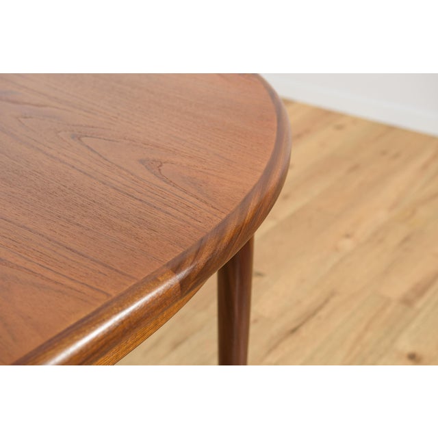 Mid-Century Modern Teak Oval Dining Table from G-Plan, United Kingdom, 1960s For Sale - Image 16 of 18
