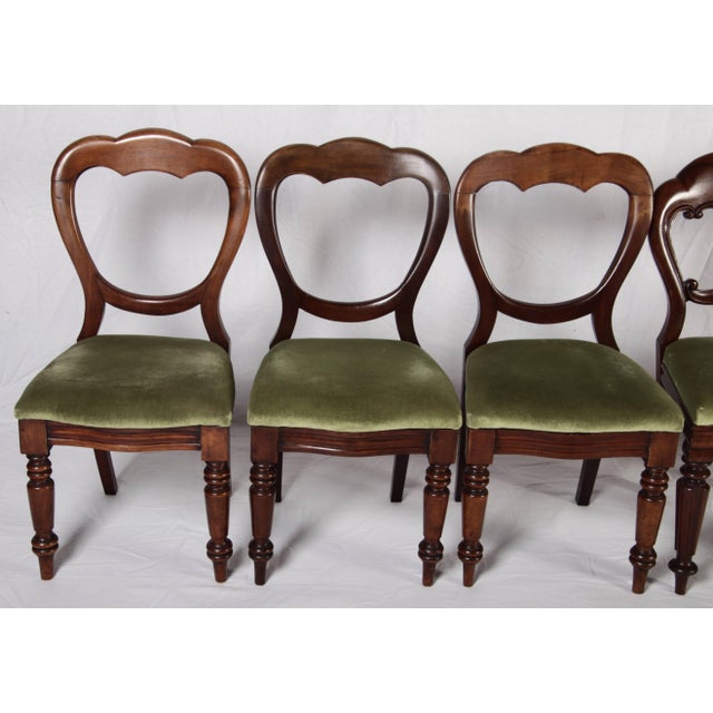 Mid 19th Century Antique Victorian Mahogany Chairs with Balloon Backs, 1840s, Set of 8 For Sale - Image 5 of 18