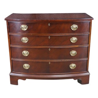 Ethan Allen 18th Century Flame Mahogany Georgian Style Bowfront Bachelors Chest For Sale
