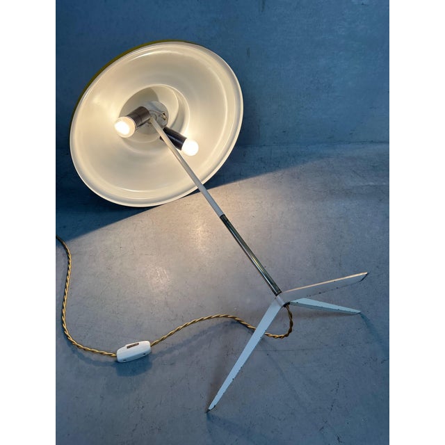 Cream Vintage Tripod Table Lamp, Italy, 1950s For Sale - Image 8 of 16