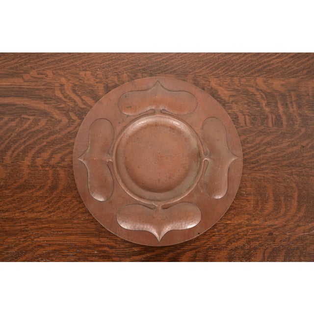 Copper Ramon Ramirez Arts & Crafts Hammered Copper Charger Plate or Tray For Sale - Image 8 of 12