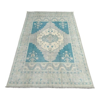 Oushak Wool Rug – Teal & Ivory – Traditional Oriental Anatolian – 6′1″ X 9′2″ For Sale