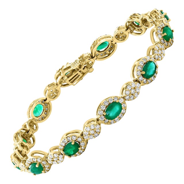 8 ct Natural Brazilian Emerald & 4.5 Ct Diamond Tennis Bracelet 14 Karat Gold For Sale